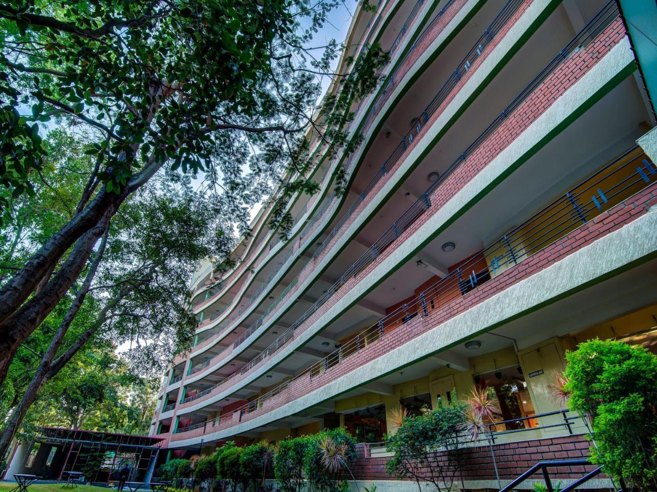 Gardeenia Comfortes Suites-Fully Vaccinated Staff Bangalore Exterior foto